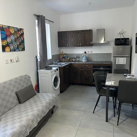 St Gaetans Studio Apartment 6A Hamrun Eksteriør billede