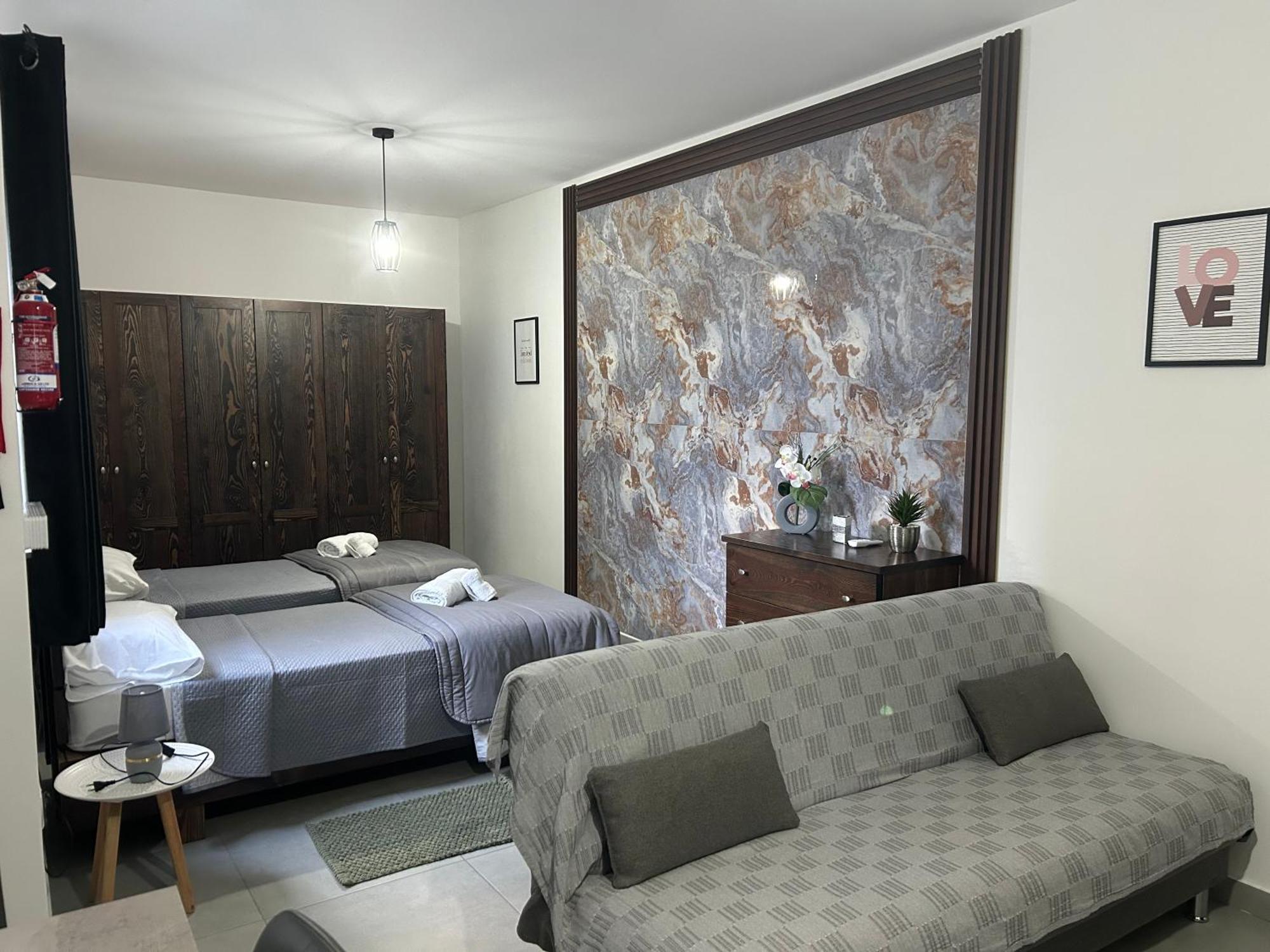 St Gaetans Studio Apartment 6A Hamrun Eksteriør billede